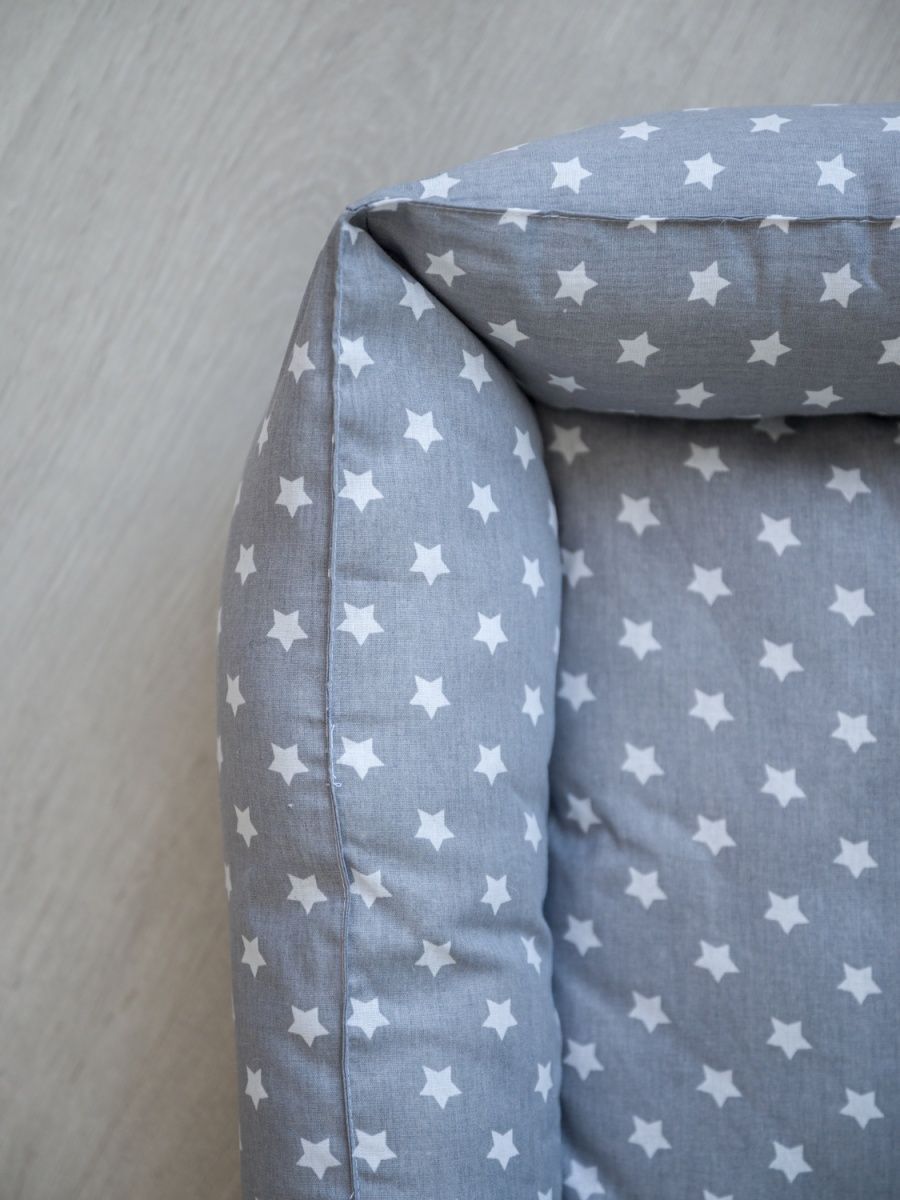 снимок Лежак для кошек и собак "звезды" серый от магазина BIO-TEXTILES ОПТ