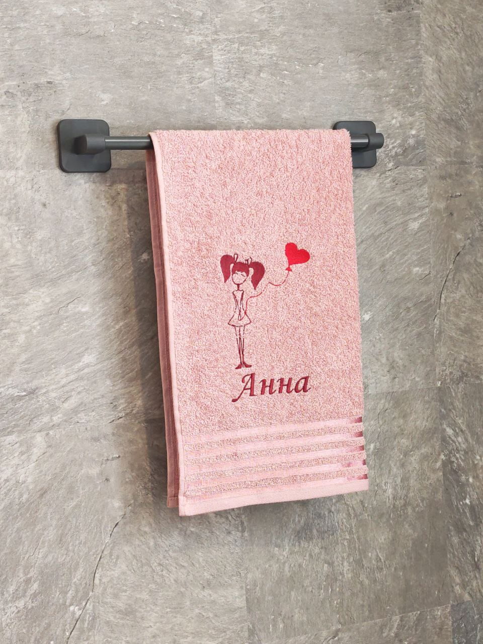 снимок Полотенце с вышивкой 50*90 "Анна" розовое от магазина BIO-TEXTILES ОПТ